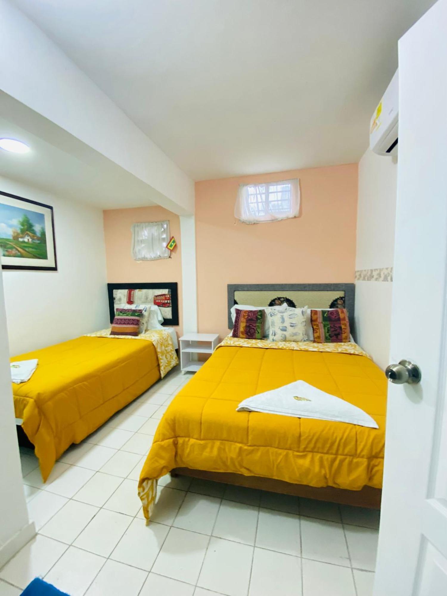 House Marfito Airport Hotel Cartagena Luaran gambar